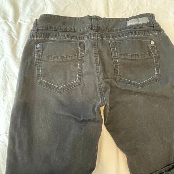 Unionbay, Black skinny jeans, size 11 - Picture 2 of 9